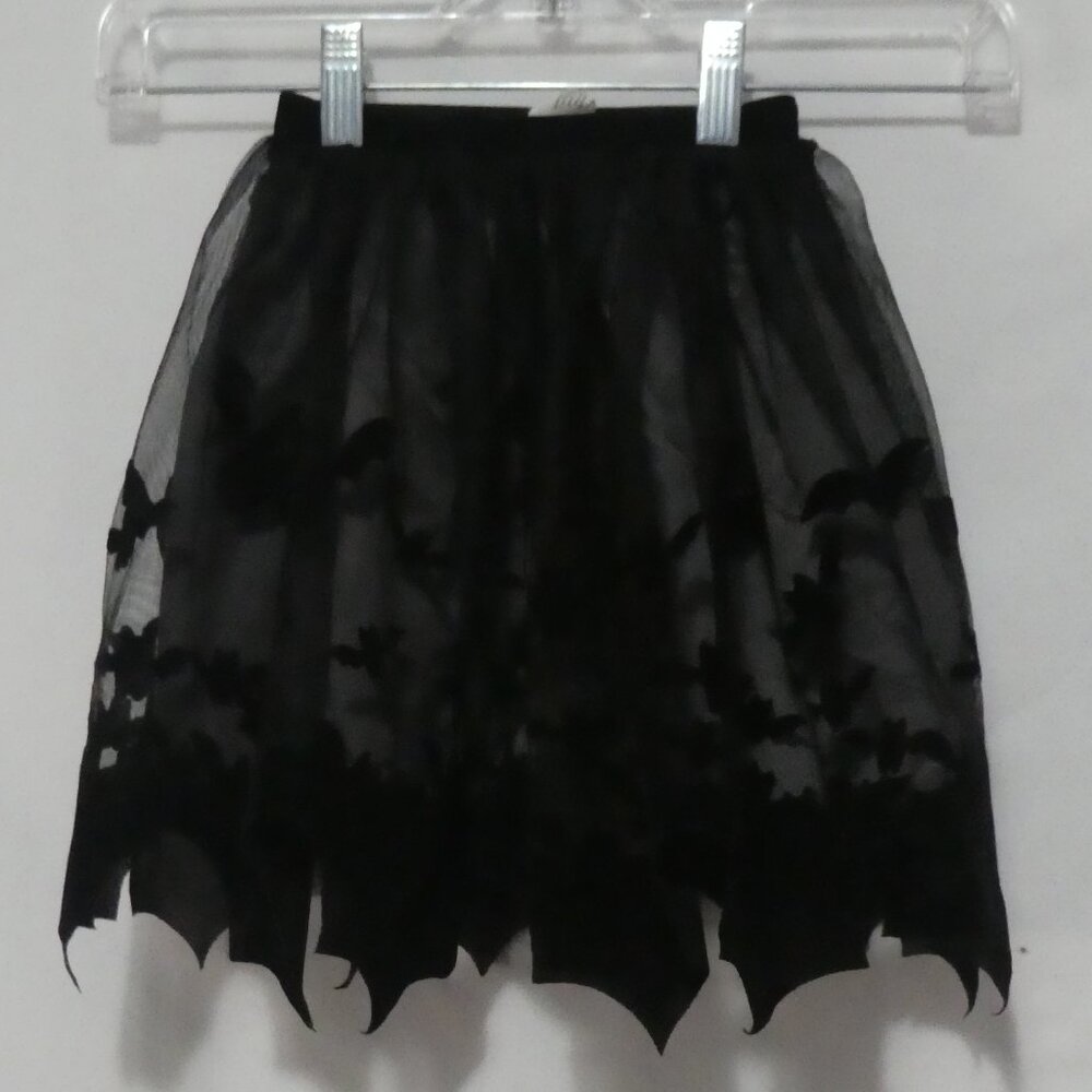 H&M | size 2 | Lined Black Lace Tulle Skirt With Flying Bat Detail | NWOT